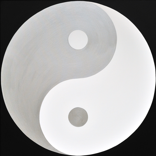 Wenlan Hu Frost -
Silver and White Yin Yang on Black No.1 Wenlan Hu Frost -
Silver and White Yin Yang on Black No.1