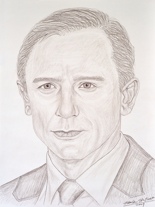 Wenlan Hu Frost - Daniel Craig